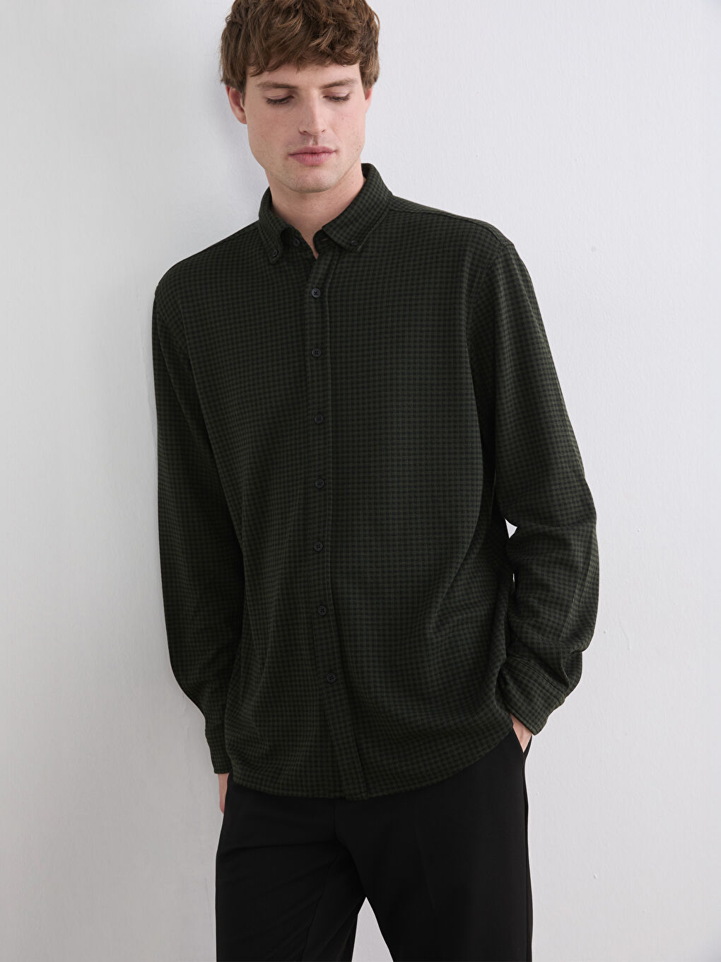 قميص كاكي رجل