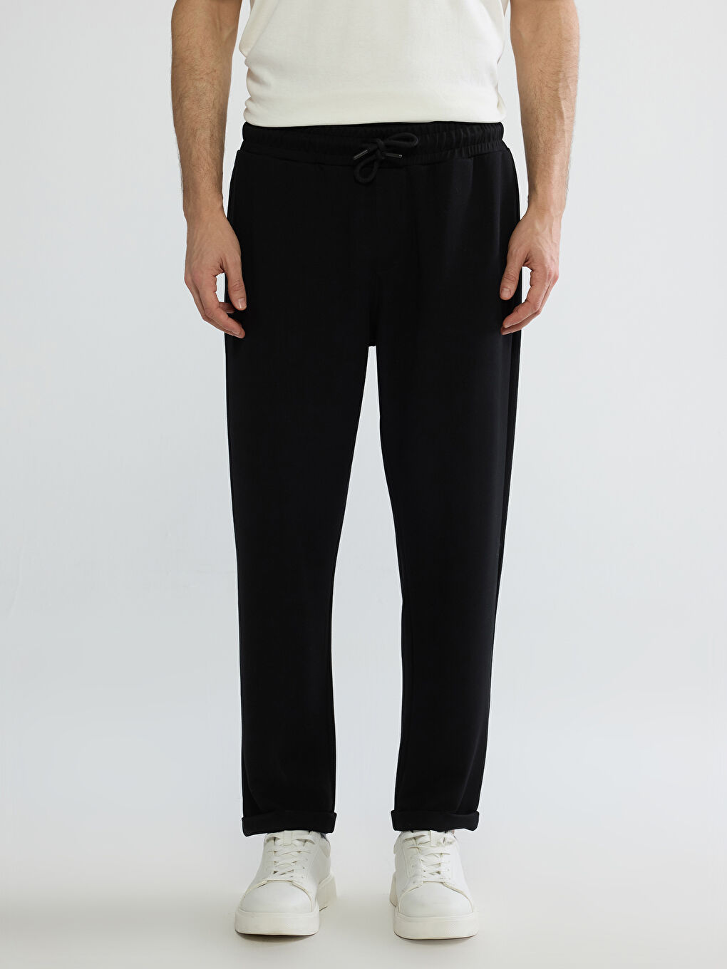 Siyah Standart Kalıp Erkek Pantolon-1