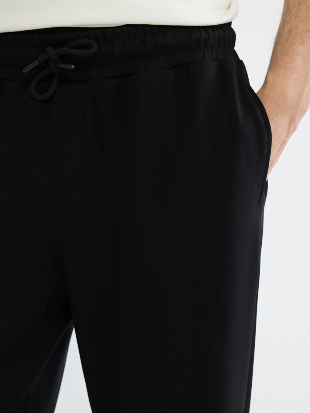 Siyah Standart Kalıp Erkek Pantolon-2