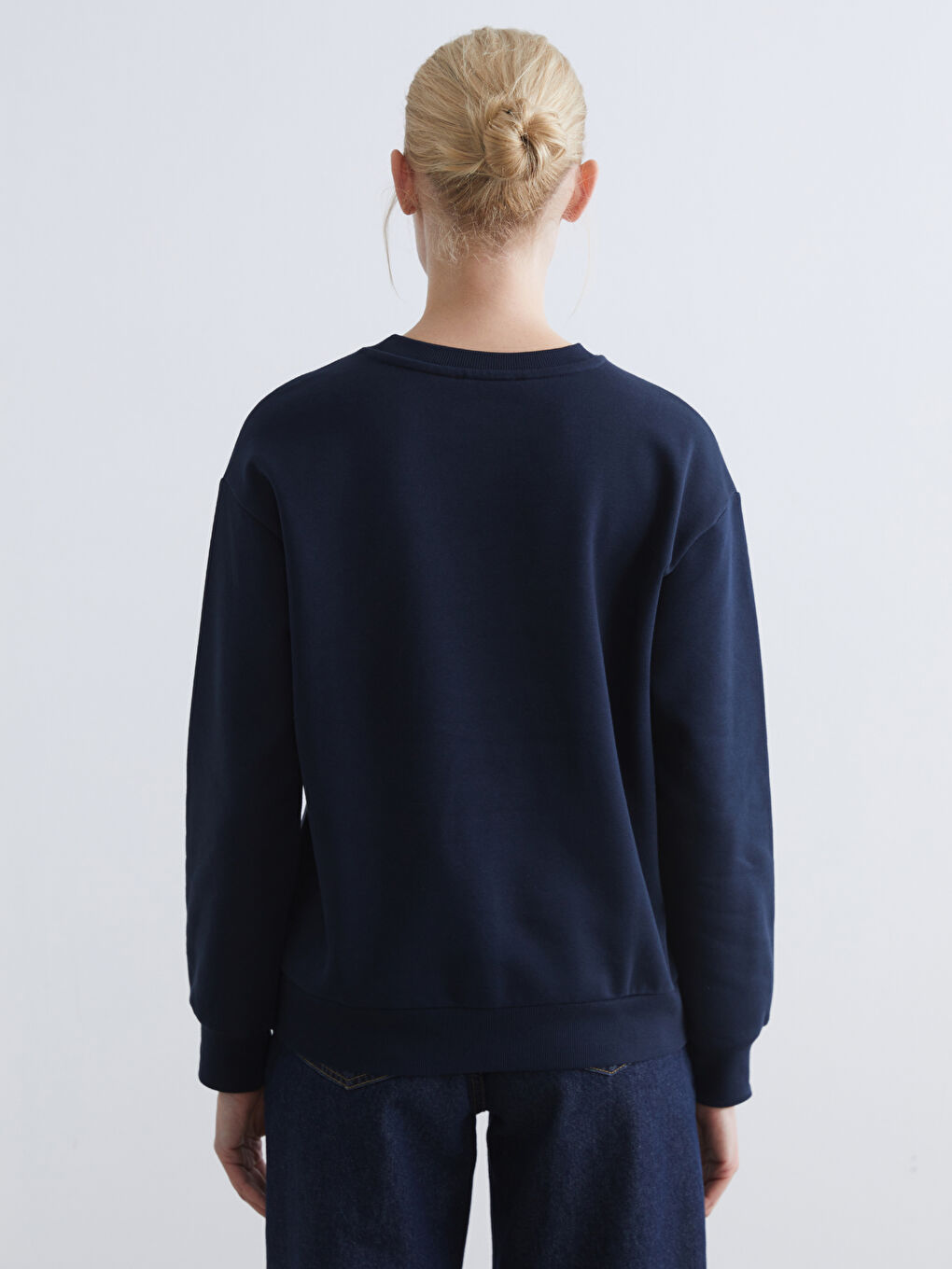 Lacivert Bisiklet Yaka Çiçekli Kadın Kalın Sweatshirt-3