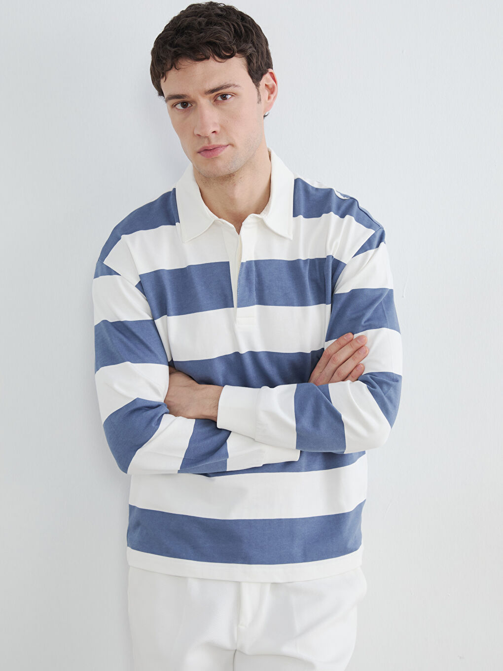 Mavi Polo Yaka Çizgili Erkek Sweatshirt