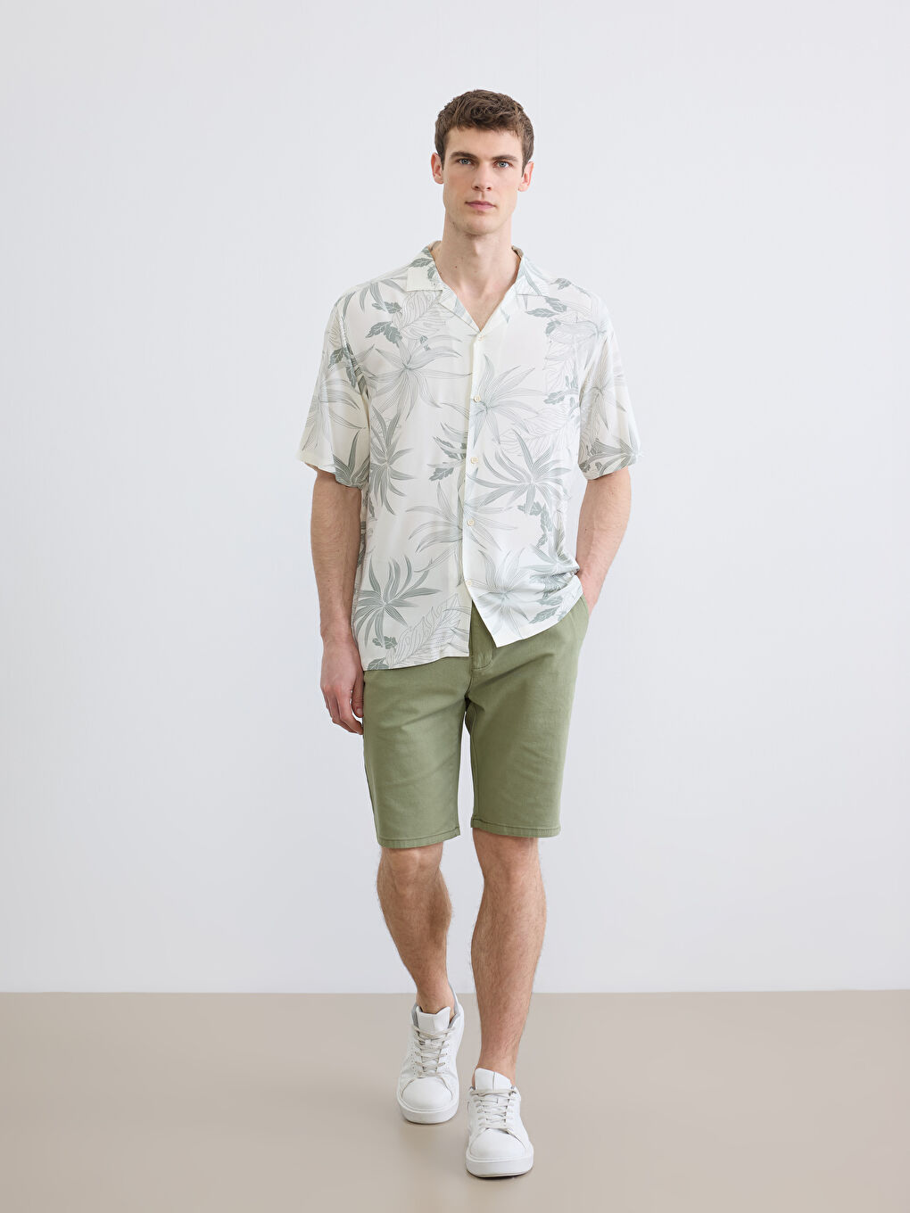 Κανονική εφαρμογή Πουκάμισο Λαιμός Θέρετρου Με σχέδια Ανδρικό-1