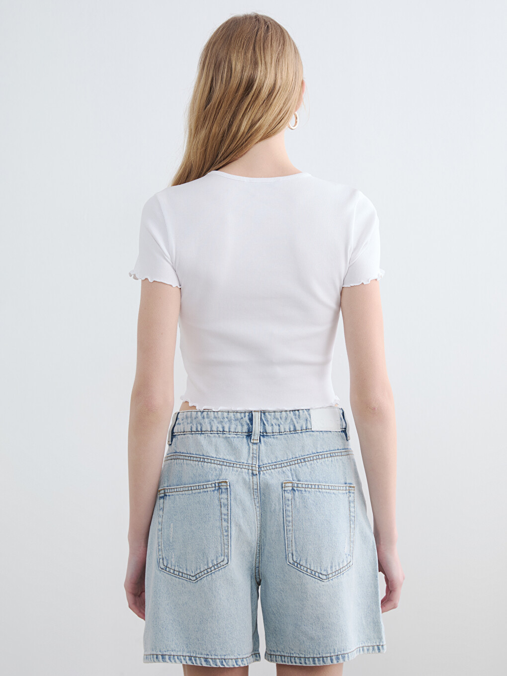 Crew Neck Embroidered Women's Crop-3