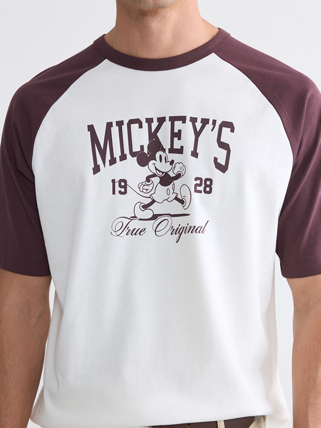 Ekru Bisiklet Yaka Mickey Mouse Baskılı Erkek Tişört-2