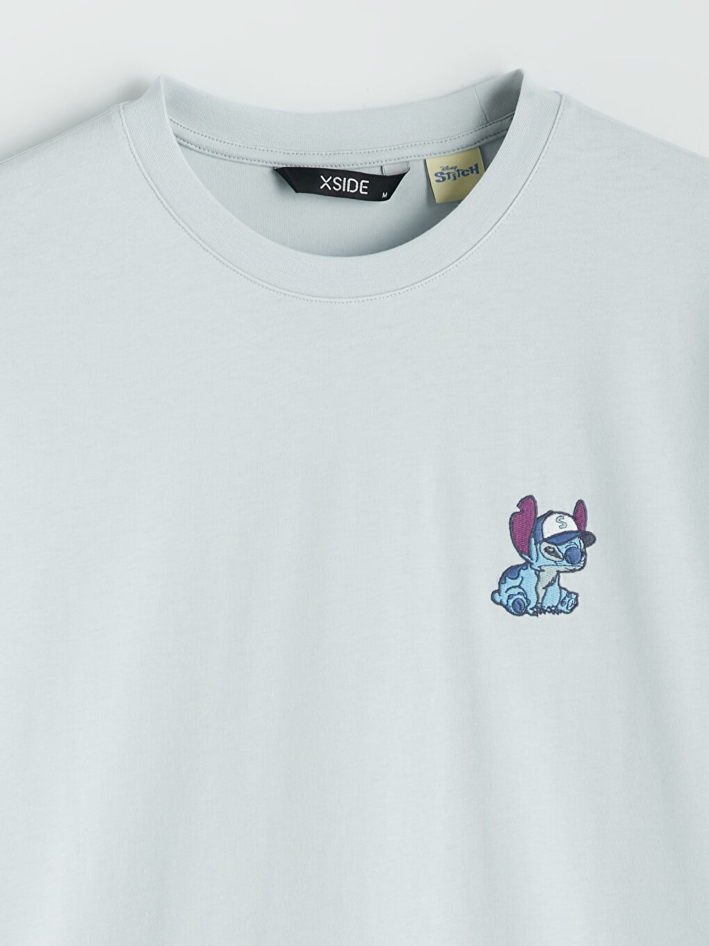 Crew Neck Lilo & Stitch Embroidered Men's T-Shirt-5
