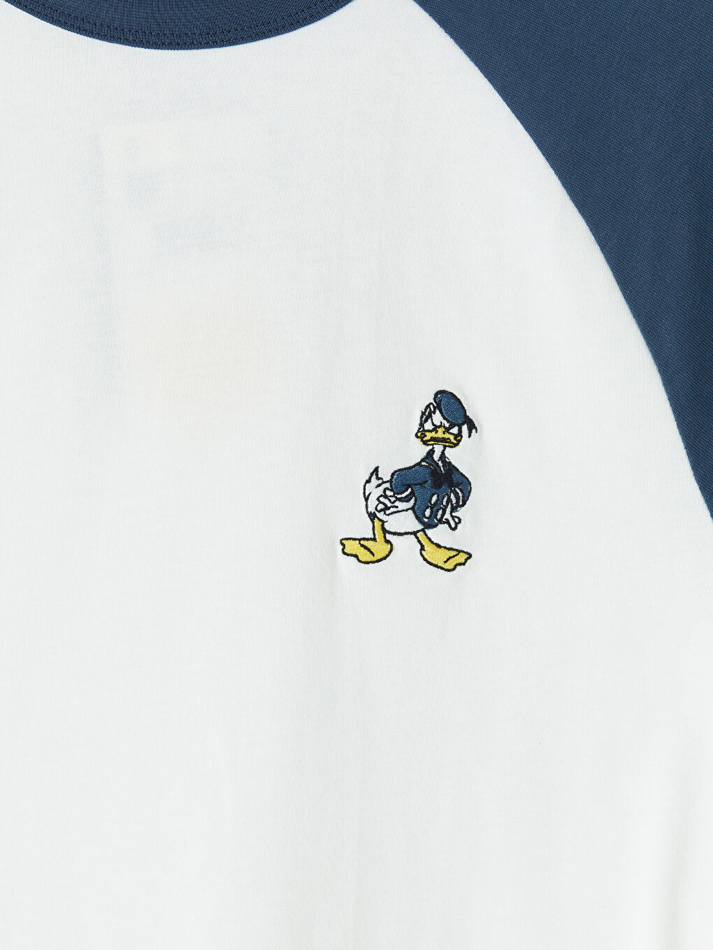 Ekru Bisiklet Yaka Donald Duck Nakışlı Erkek Tişört-2