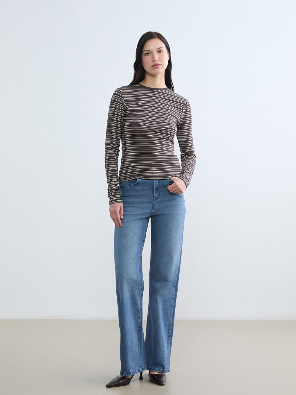 Kahverengi Bisiklet Yaka Çizgili Kadın Body-1