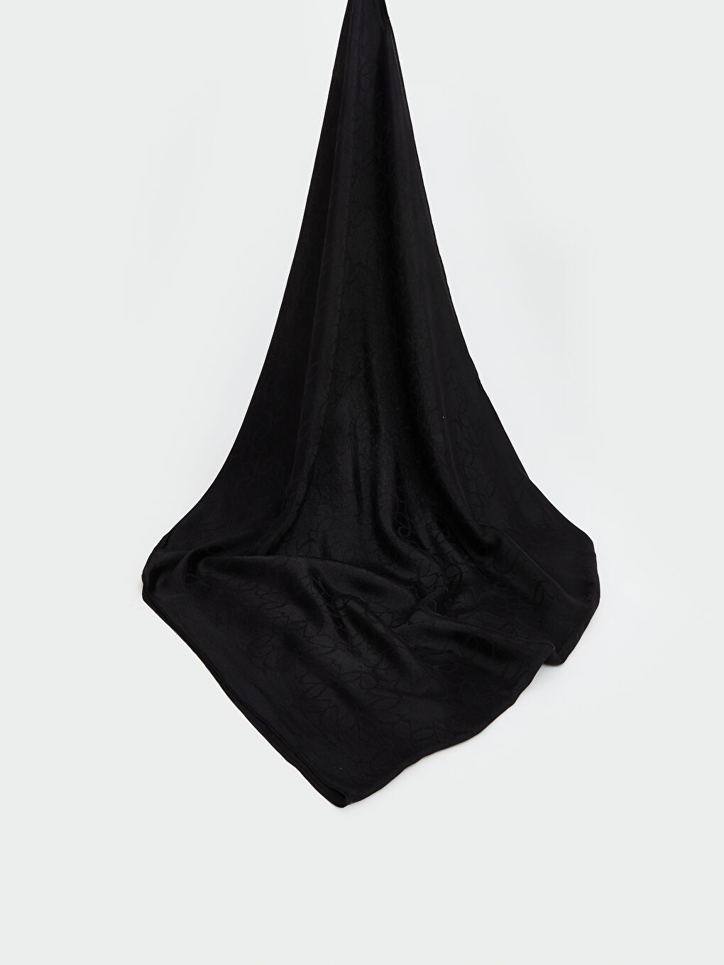 Siyah Desenli Kadın Şal