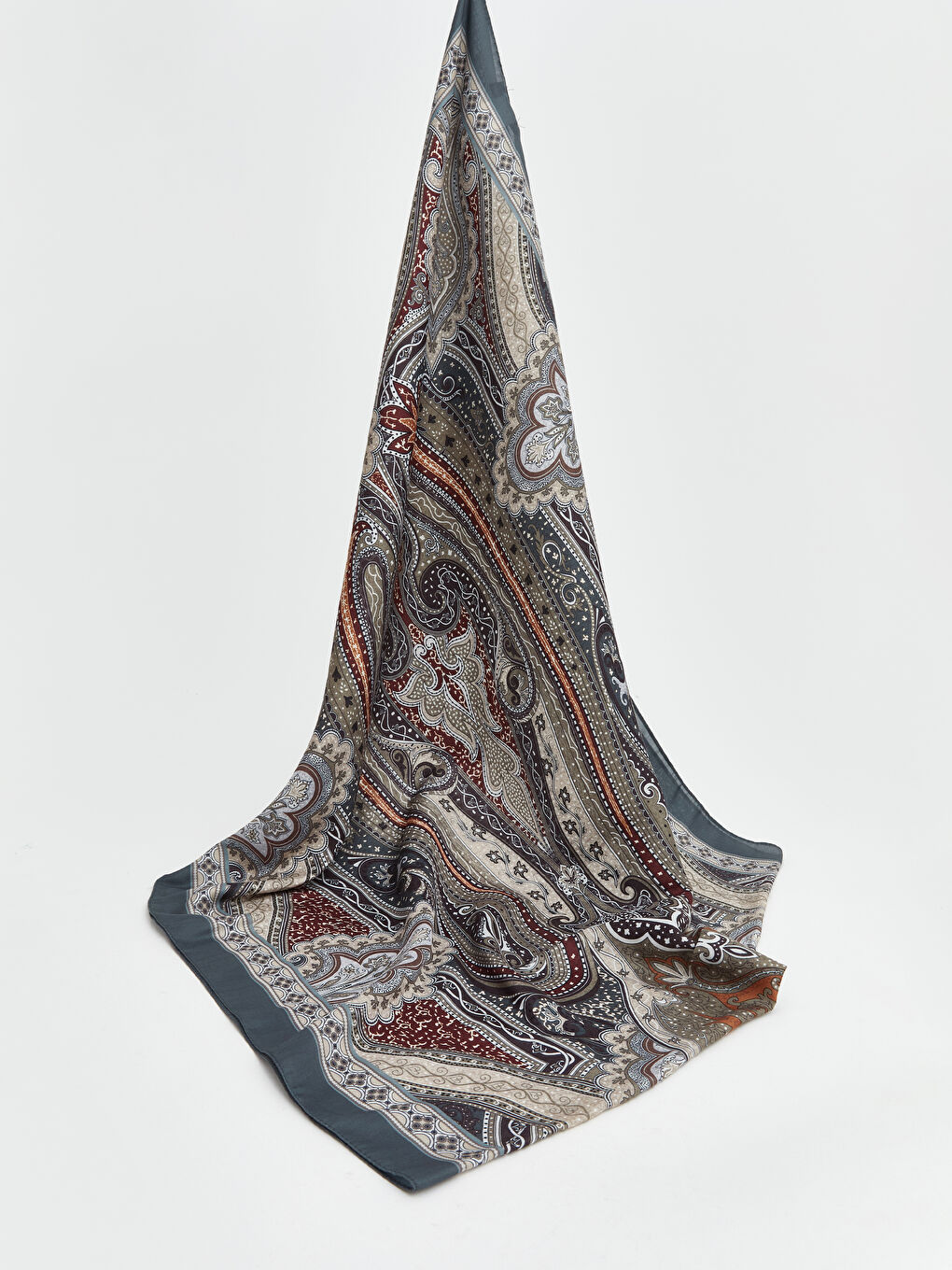 Yeşil Desenli Kadın Şal