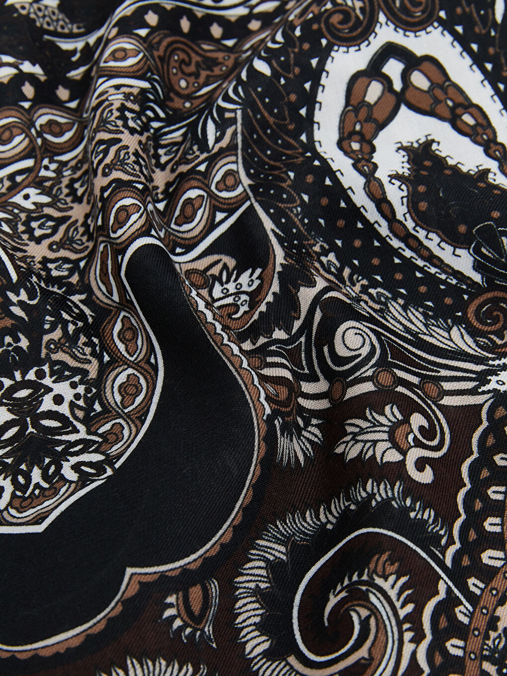 Kahverengi Desenli Kadın Şal-2