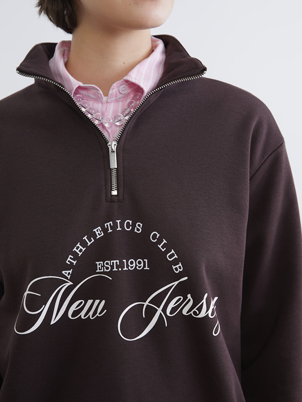 ქალი ყავისფერი თბილი ზედა-2