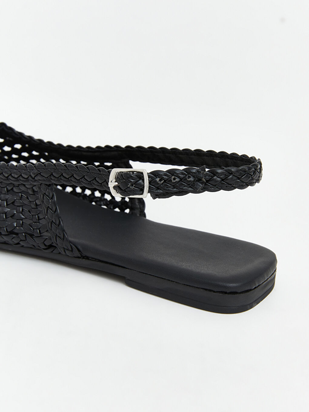 Siyah Sivri Burun Kadın Babet-4