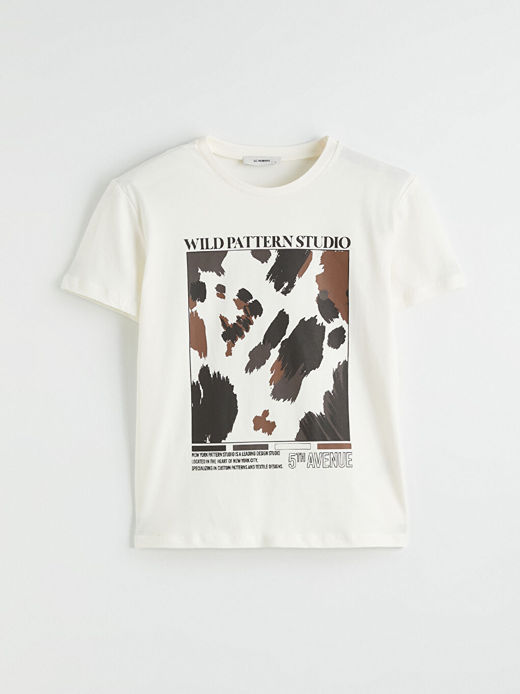 Ekru Bisiklet Yaka Baskılı Kadın Tişört-4