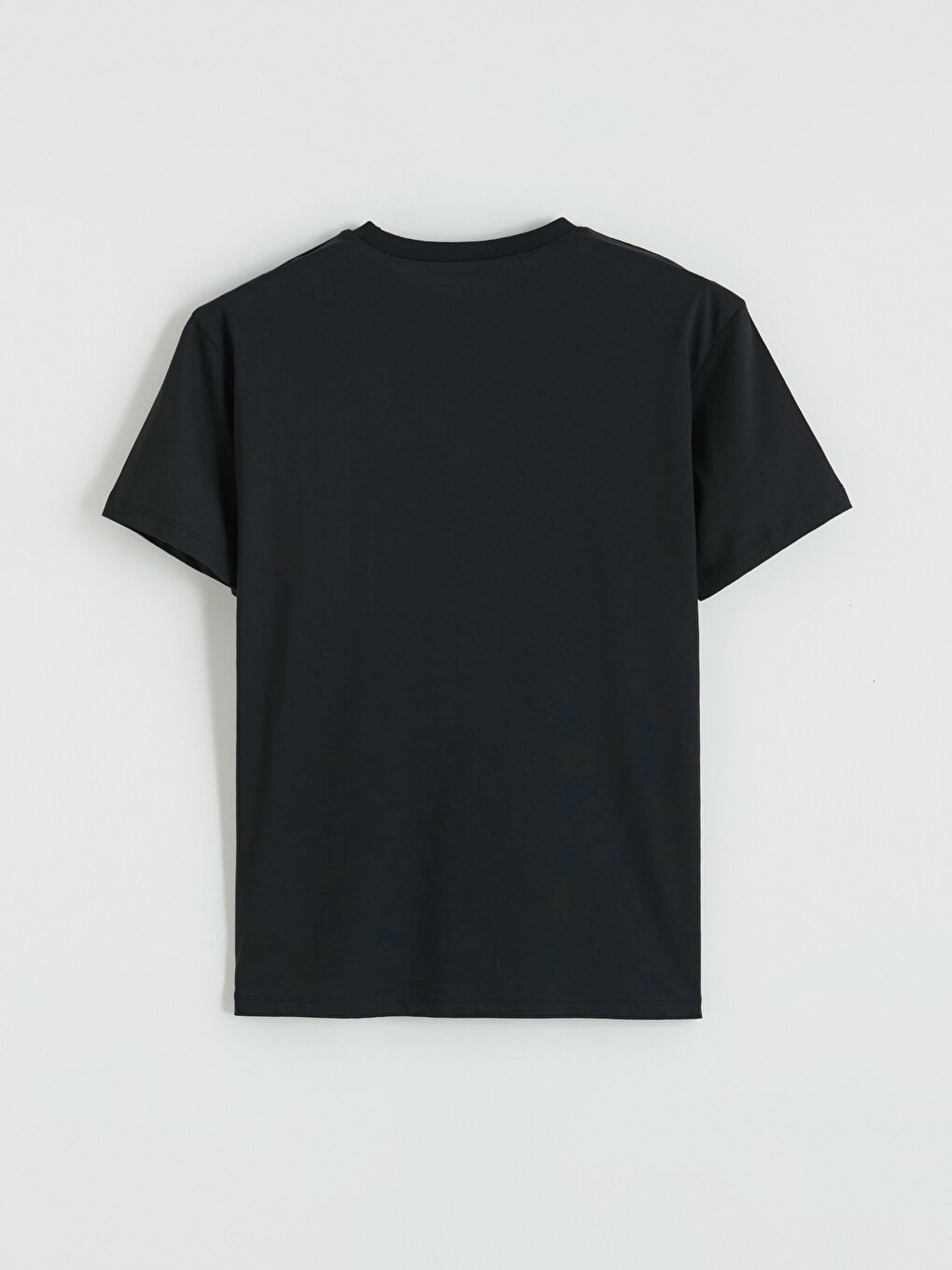 Siyah Bisiklet Yaka Baskılı Kadın Tişört-6