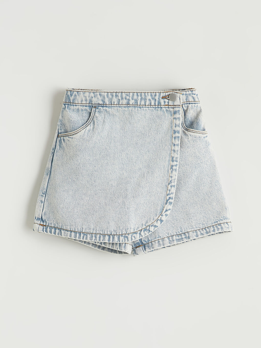 Дівчина СИНІЙ Шорти