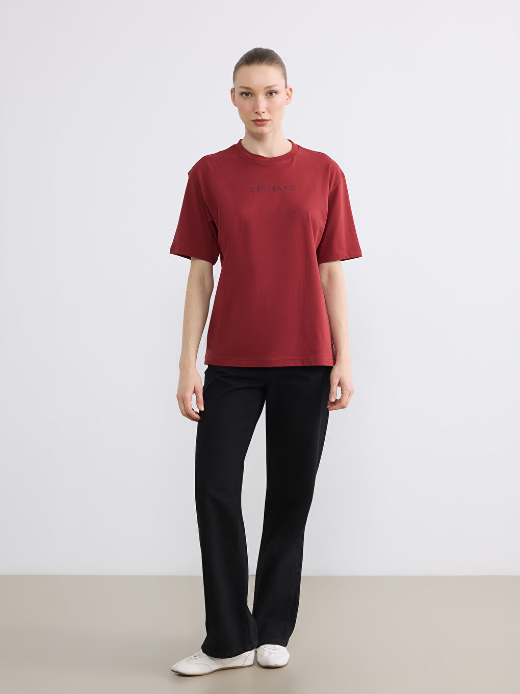 Kırmızı Bisiklet Yaka Baskılı Oversize Kadın Tişört-1