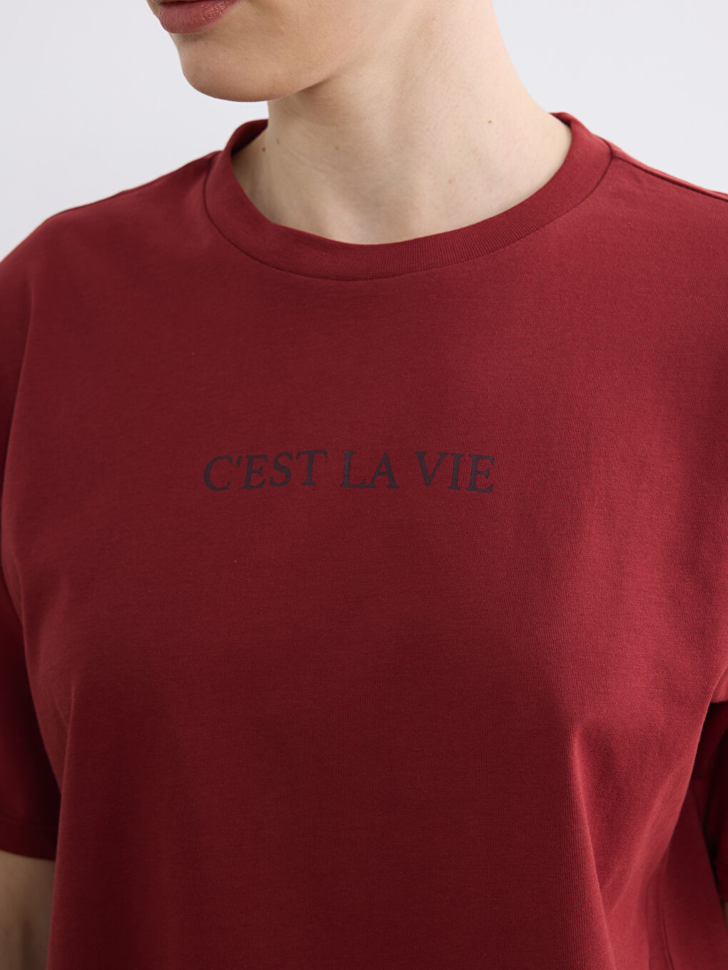 Kırmızı Bisiklet Yaka Baskılı Oversize Kadın Tişört-2