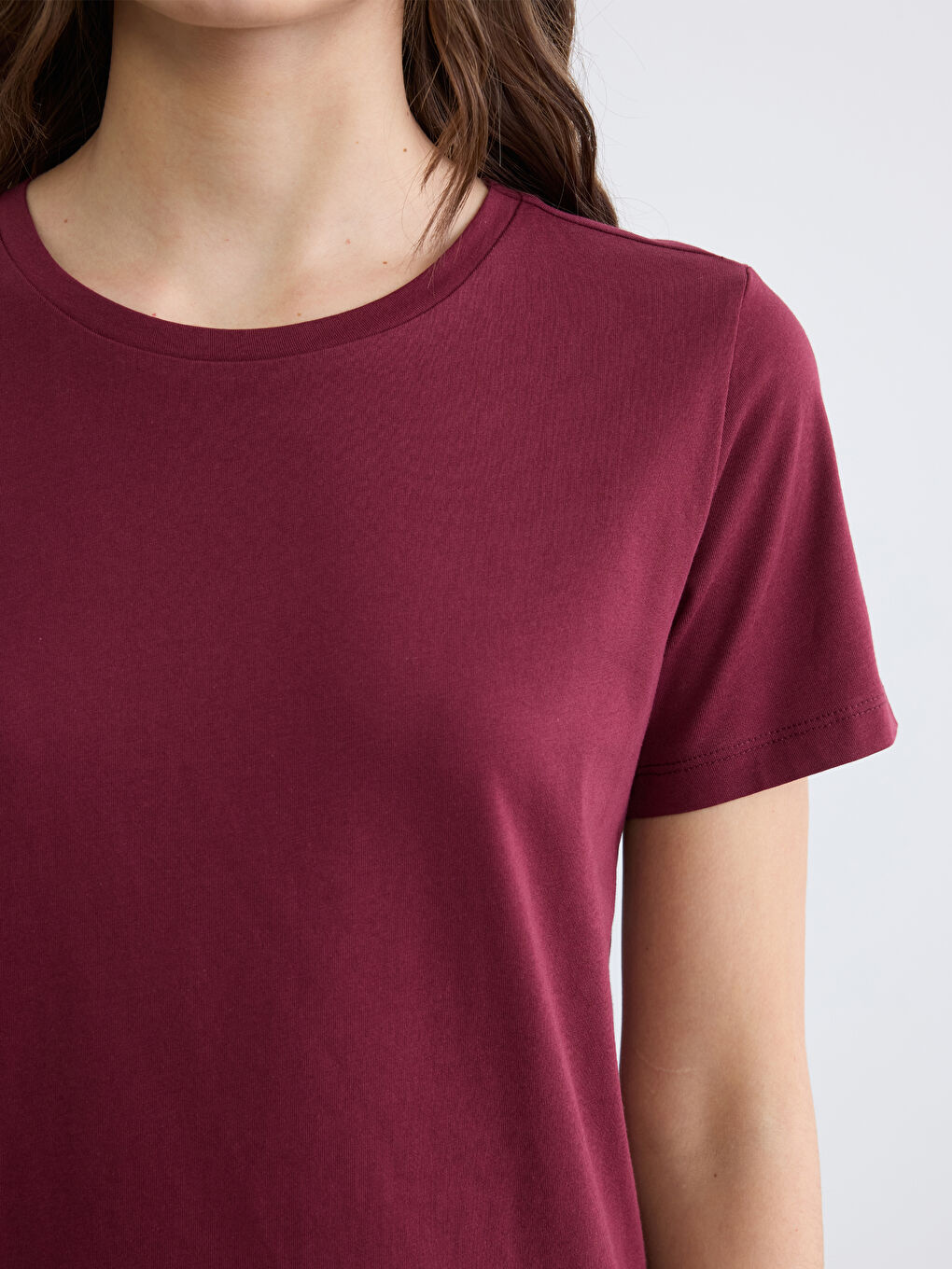 Bordo Bisiklet Yaka Kadın Tişört-2