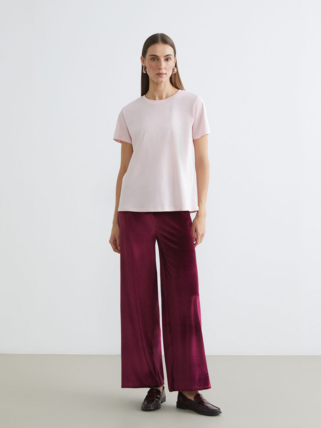 Pembe Bisiklet Yaka Kadın Tişört-1