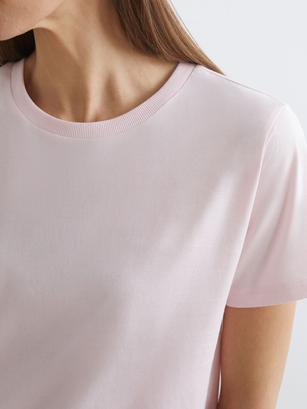 Pembe Bisiklet Yaka Kadın Tişört-2