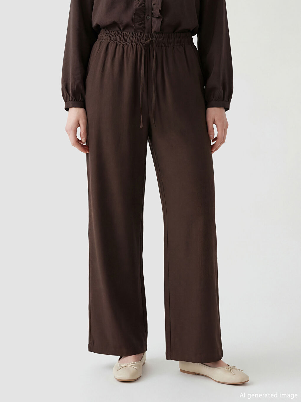 Kahverengi Beli Lastikli Geniş Paça Kadın Pantolon-1