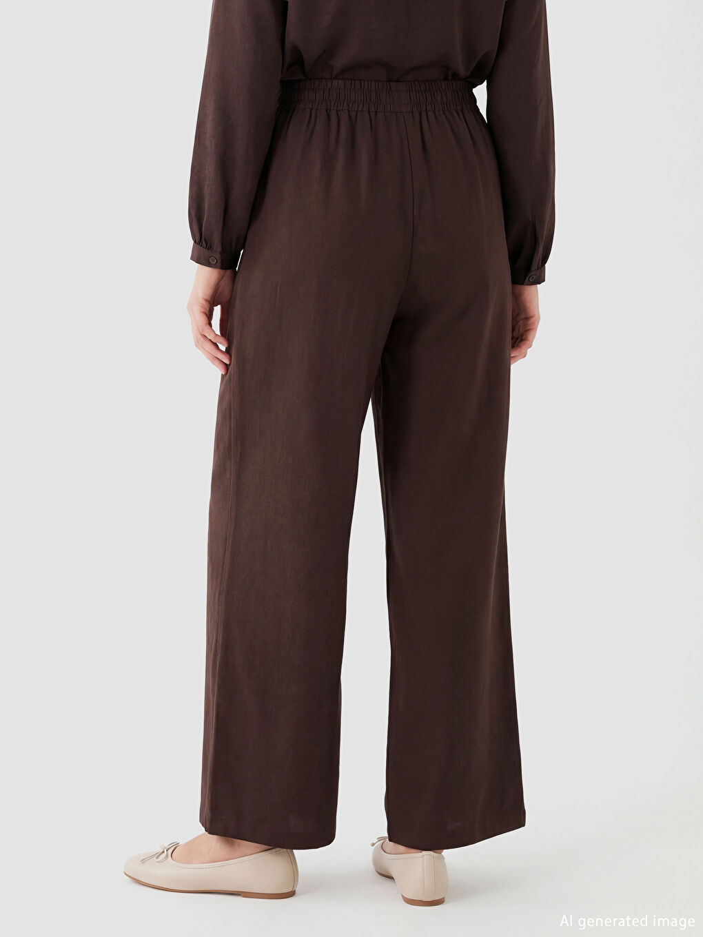 Kahverengi Beli Lastikli Geniş Paça Kadın Pantolon-3