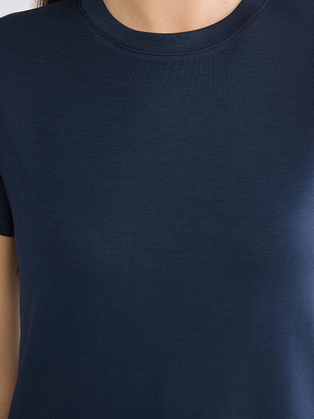 Woman NAVY T-Shirt-2