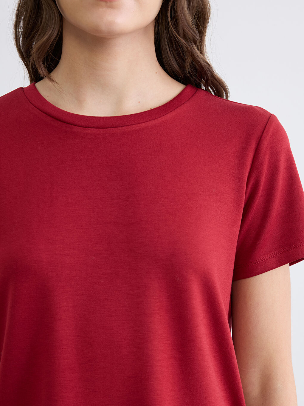 Kırmızı Bisiklet Yaka Soft Touch Kadın Tişört-2