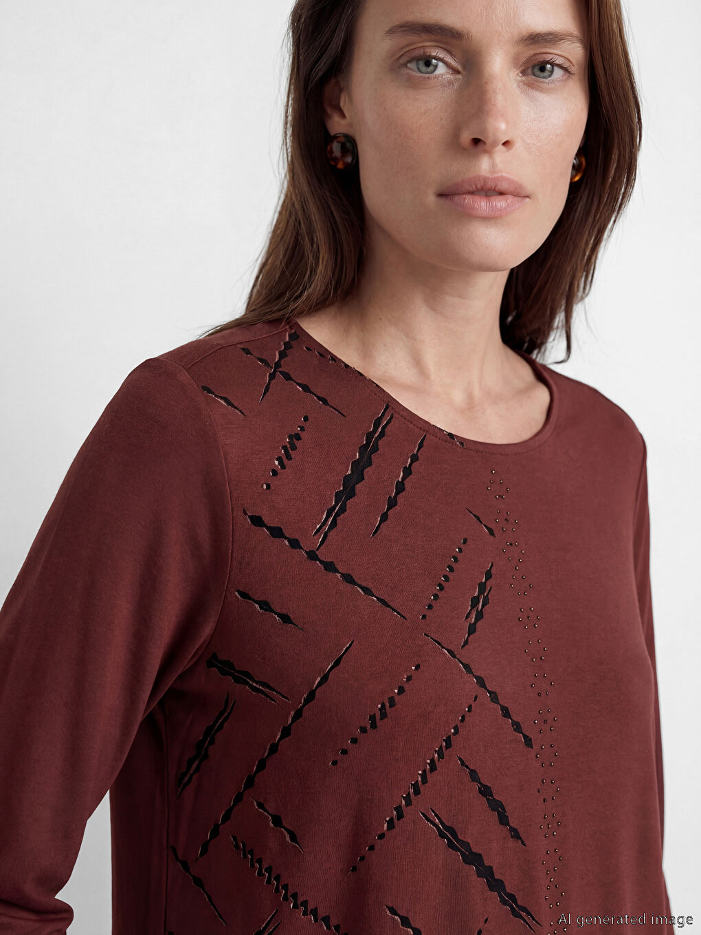 Kahverengi Bisiklet Yaka Taşlı Bluz-1