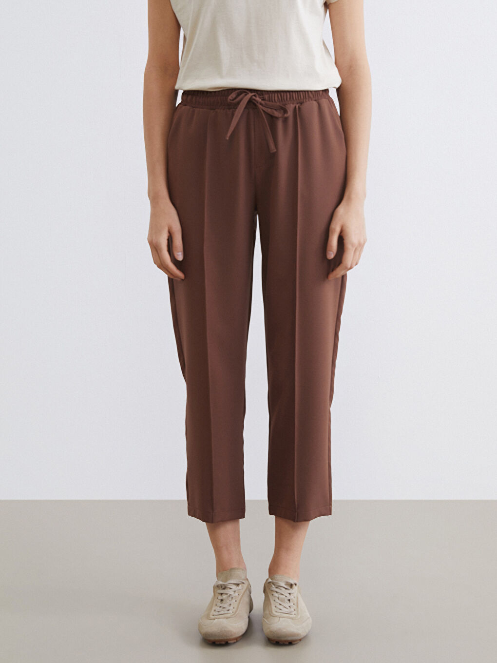 Kahverengi Beli Lastikli Kadın Pantolon-1