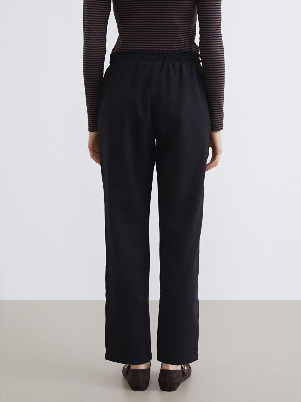 Siyah Beli Lastikli Kadın Pantolon-3