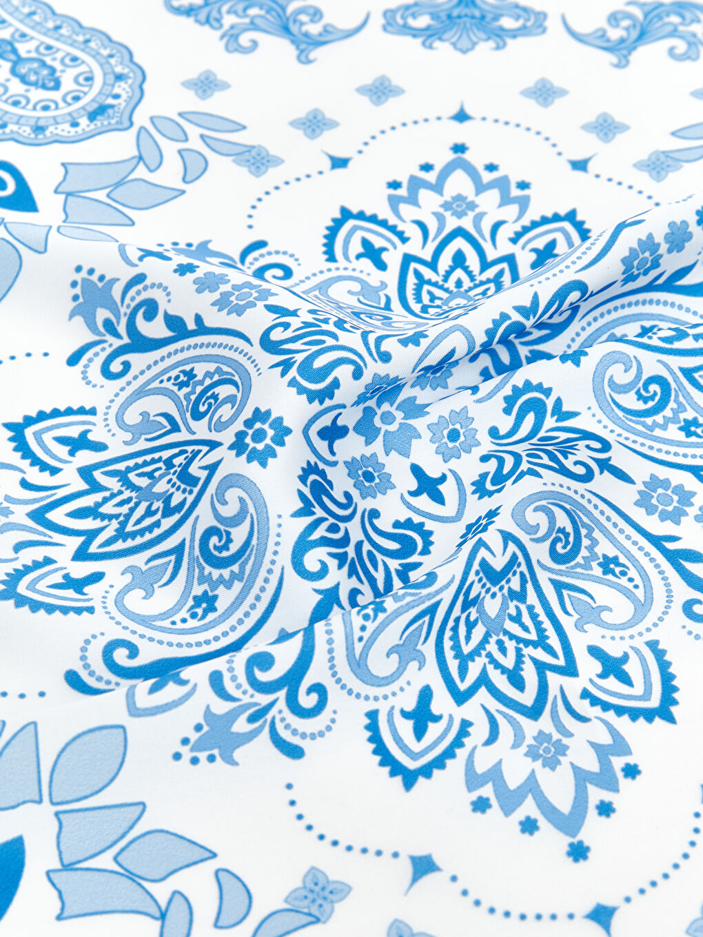 ئیسکارفی بچووک بێجی كاڵ ژن-3