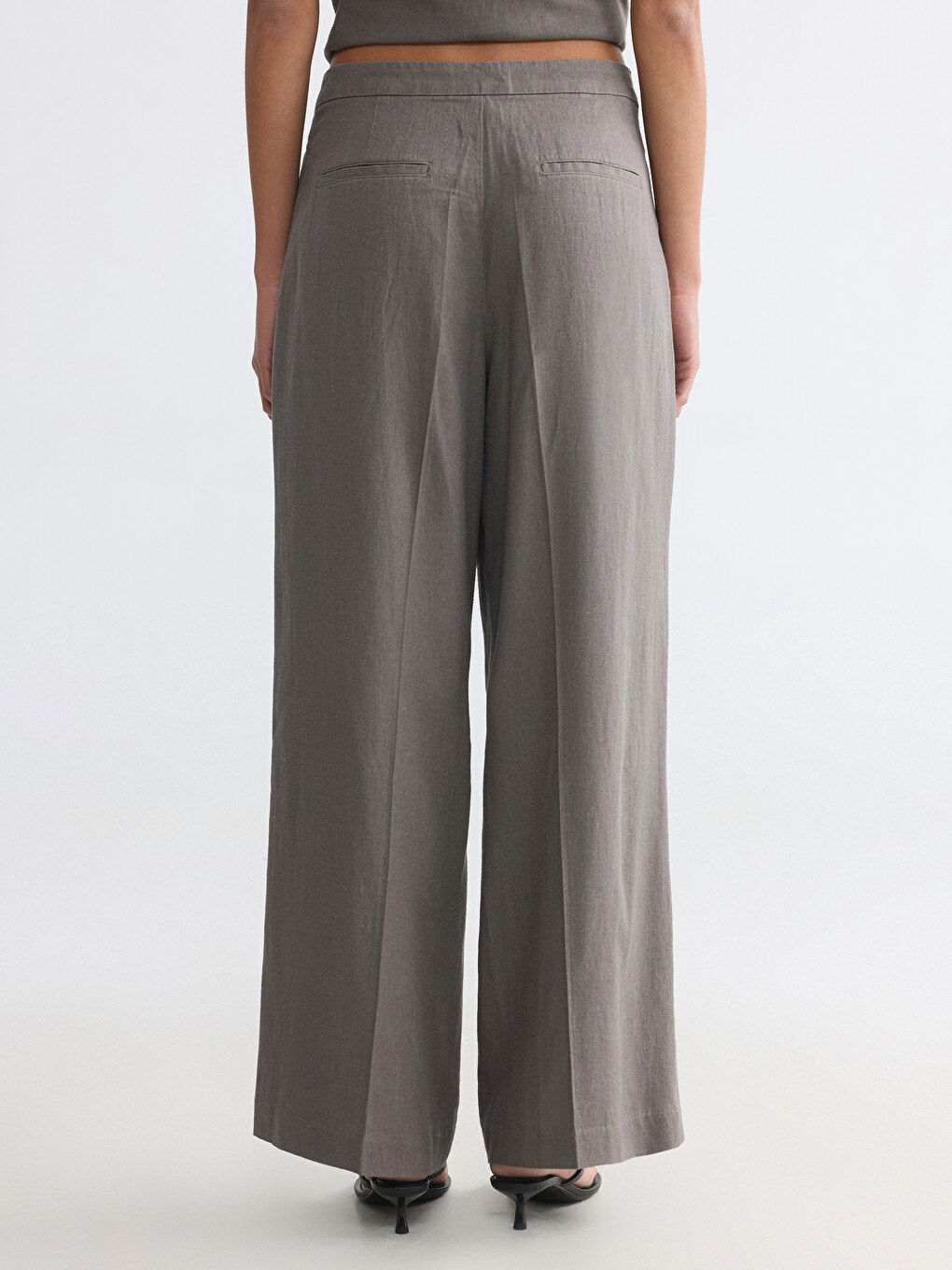 Woman Brown Trousers-3