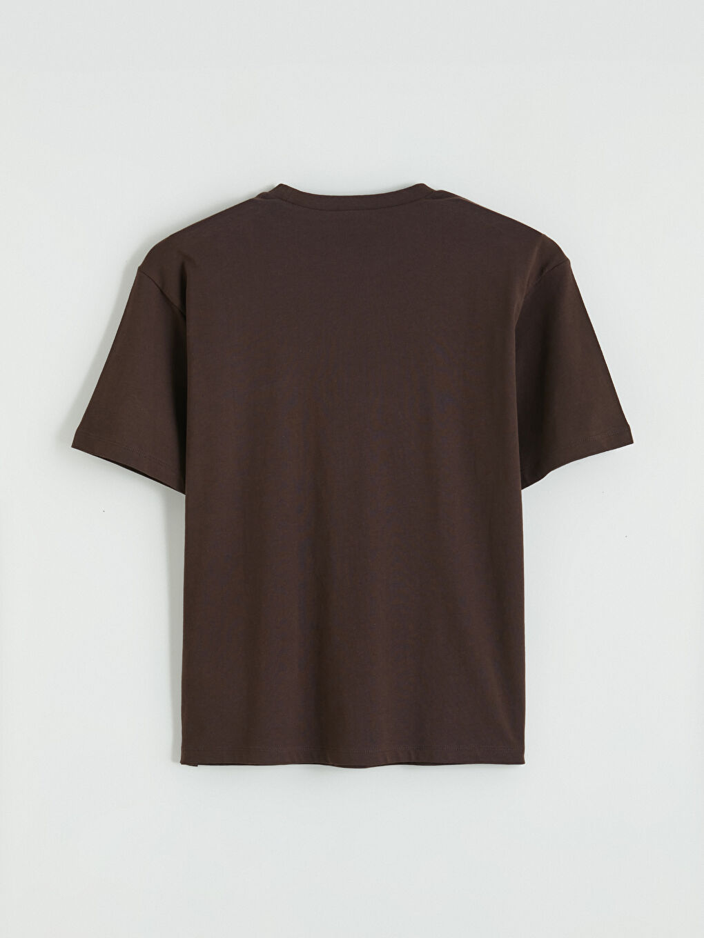 Kahverengi Bisiklet Yaka Oversize Kadın Tişört-6