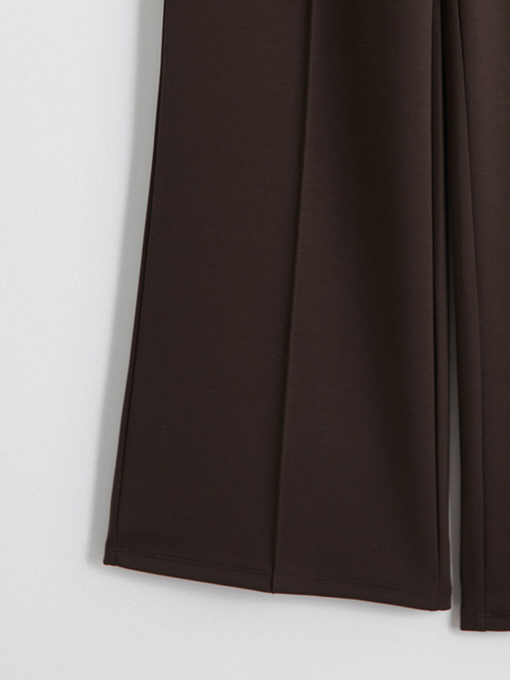 Kahverengi Beli Lastikli Geniş Paça Kadın Eşofman Altı	-5