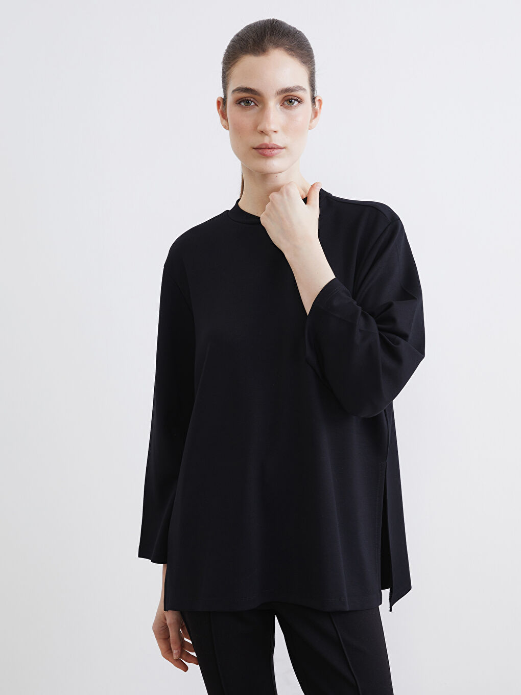 تونيك كنزة رياضية أسود امرأة