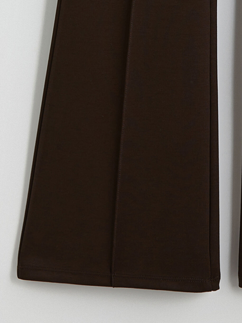 Kahverengi İspanyol Paça Dikiş Detaylı Kadın Eşofman Altı-5