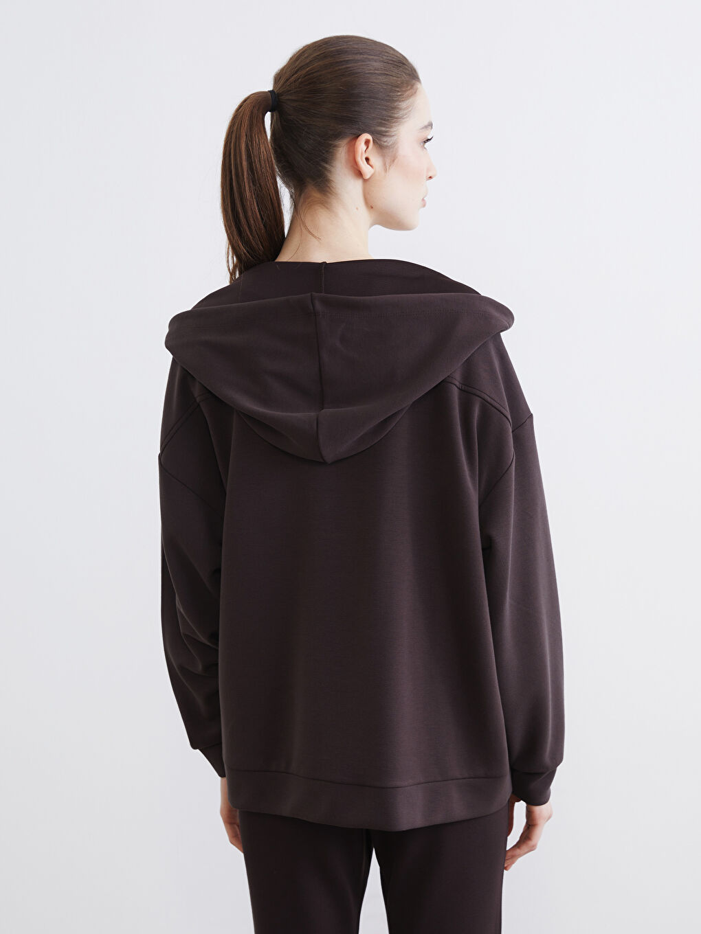 بلوزی بە زنجیر قاوه‌یی ژن-3