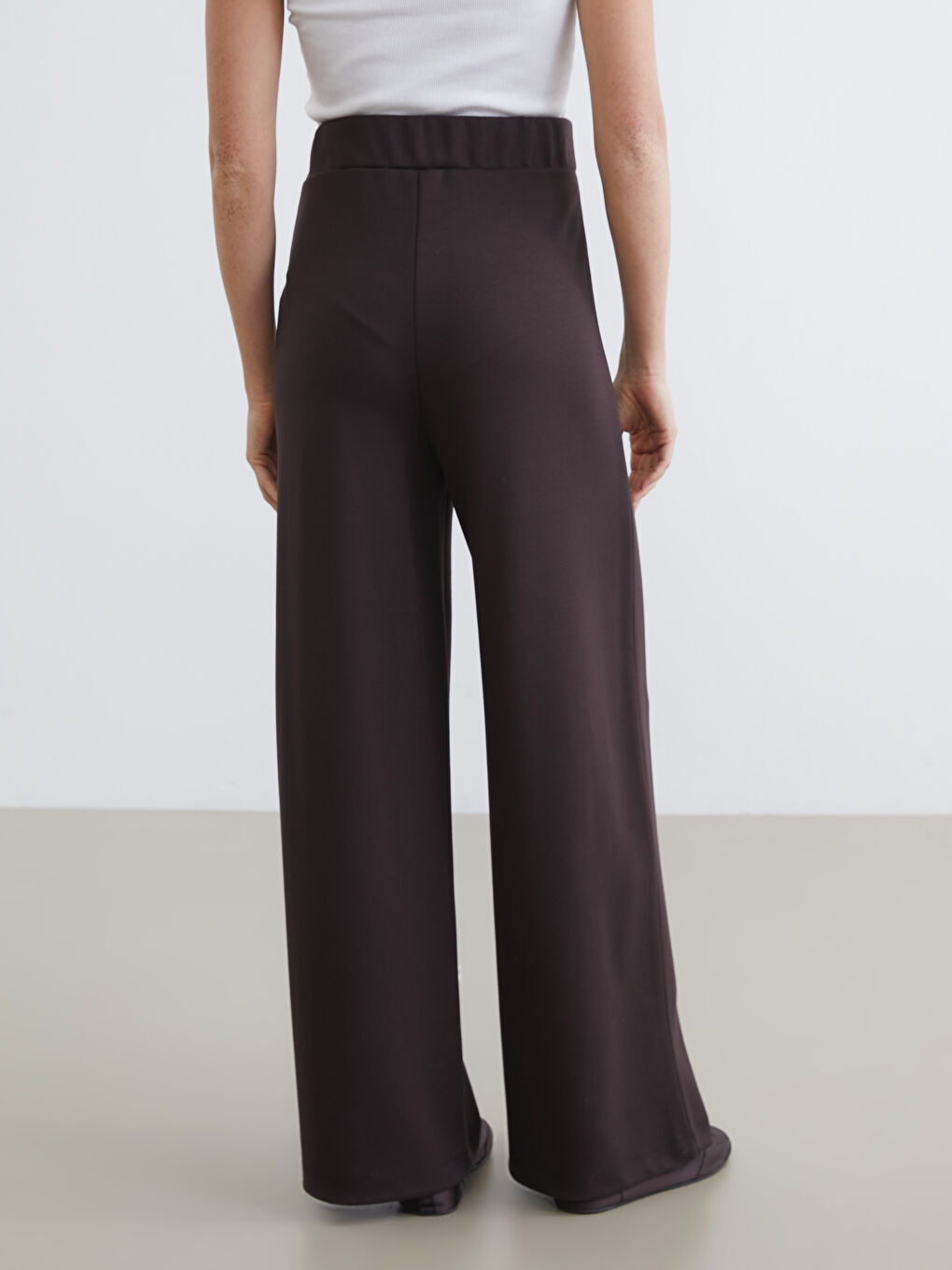 Kahverengi Beli Lastikli Geniş Paça Kadın Eşofman Altı	-3