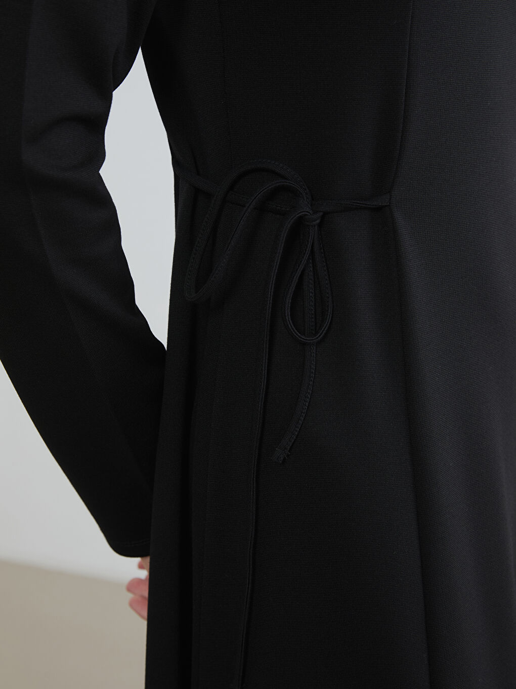 Siyah Gömlek Yaka Belden Oturtmalı Elbise-2