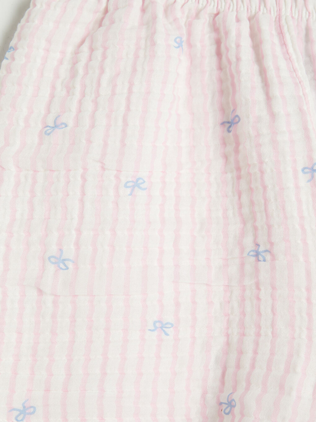 Beyaz Desenli Kız Çocuk Şortlu Pijama Takımı-6