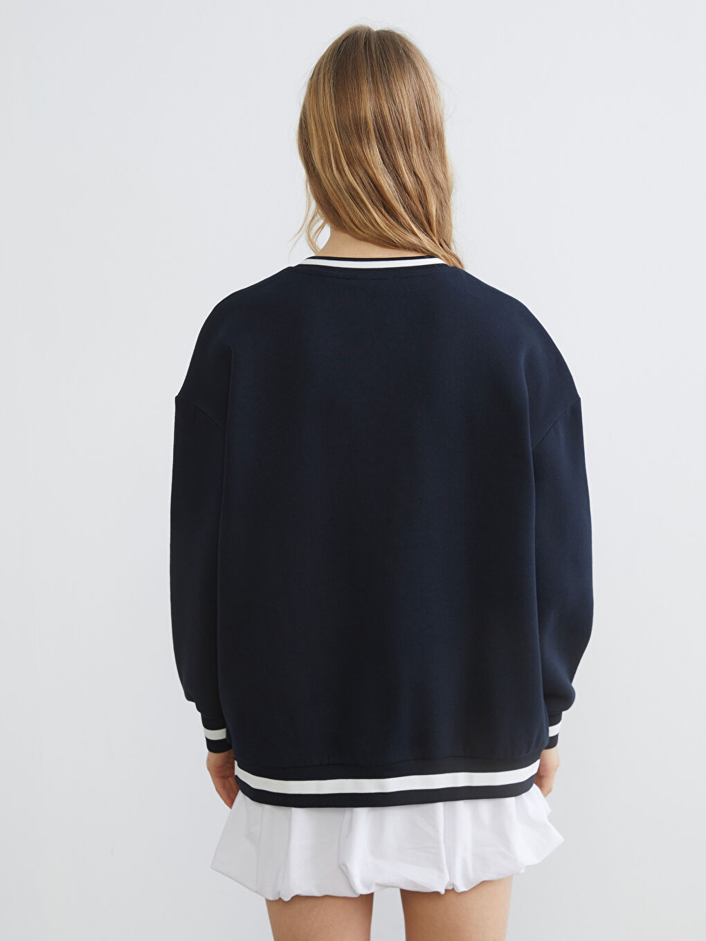 Woman NAVY Sweatshirt-3