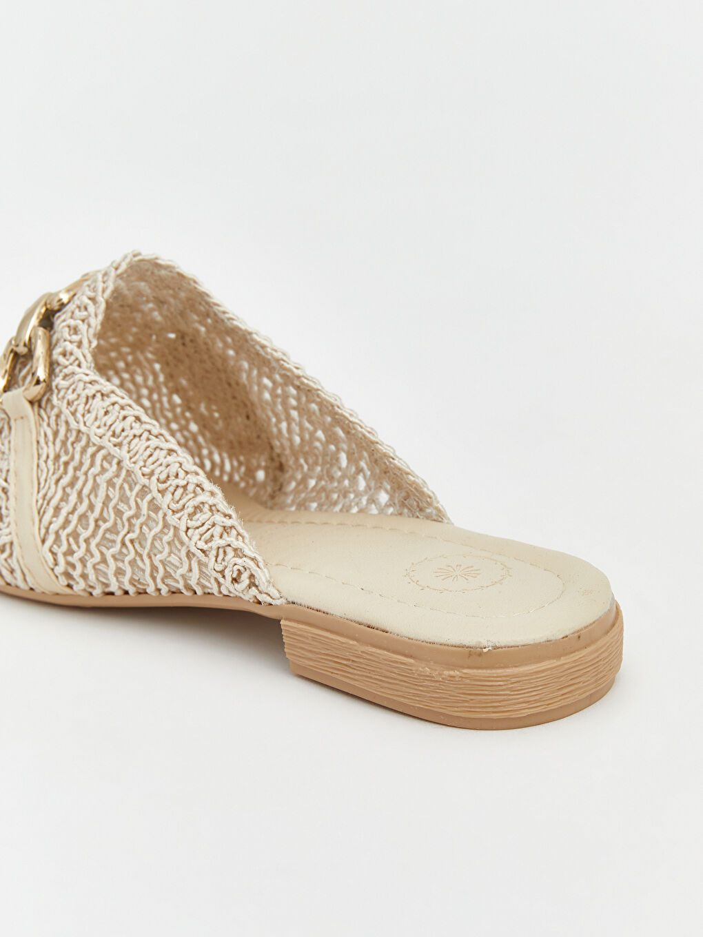 Bej Sivri Burun Kadın Terlik-4