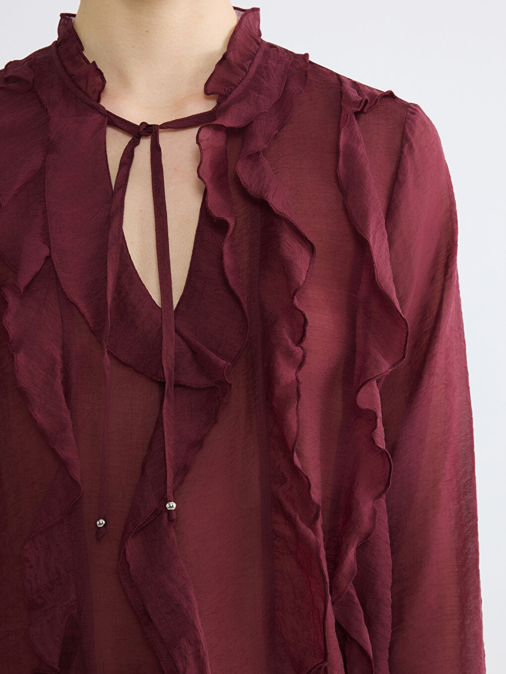 Bordo Bağlamalı Yaka Fırfırlı Bluz-2