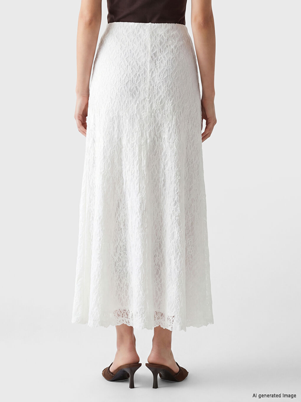 Elastic Waist Lace Skirt-3