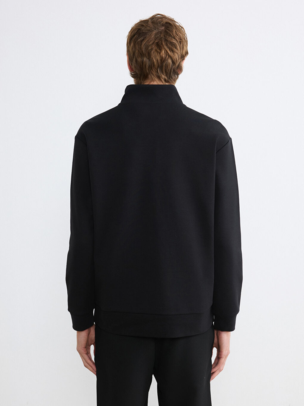 Siyah Dik Yaka Erkek Sweatshirt-3