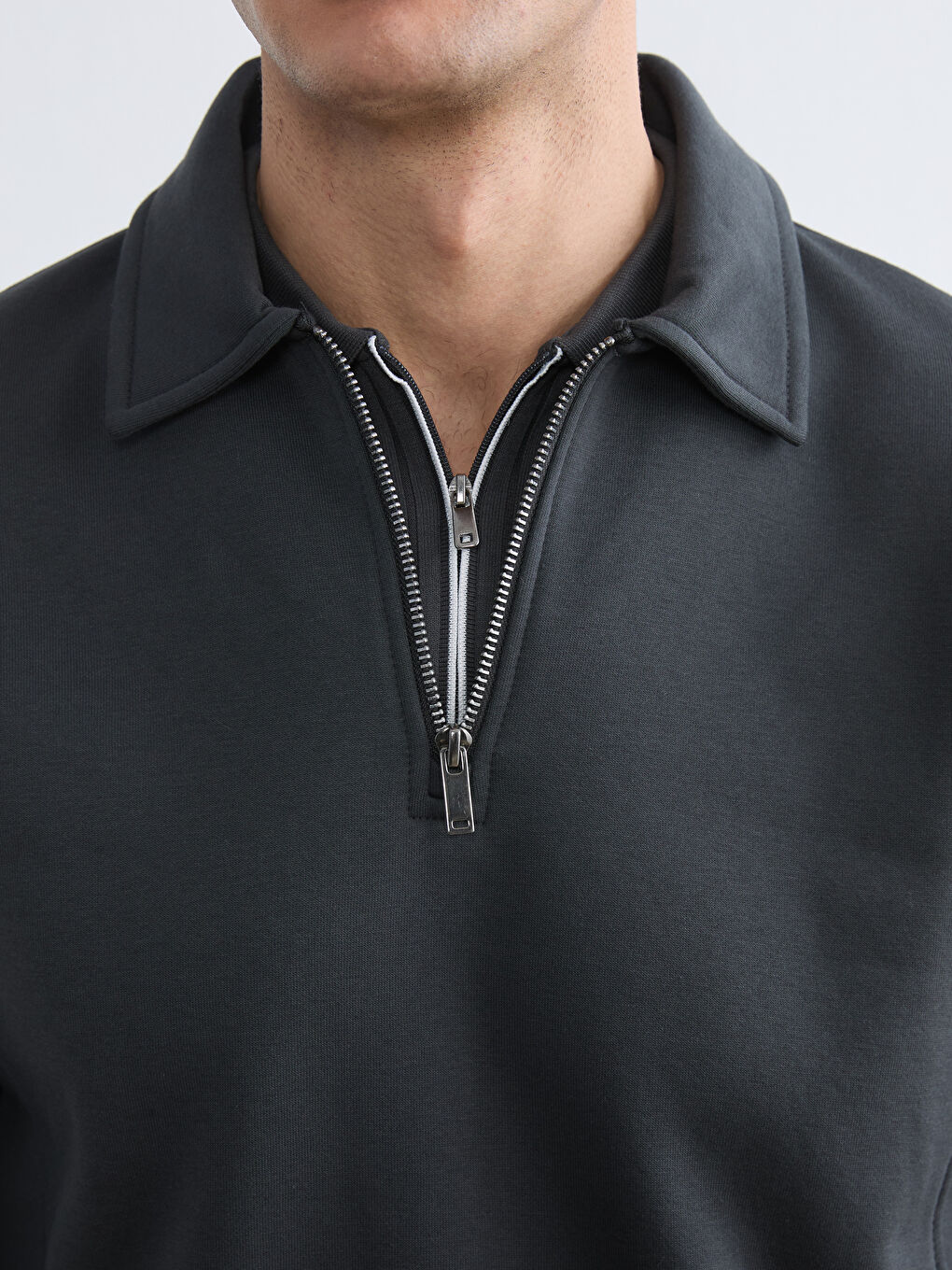 كنزة رياضية انثراسايت / رمادي داكن رجل-2