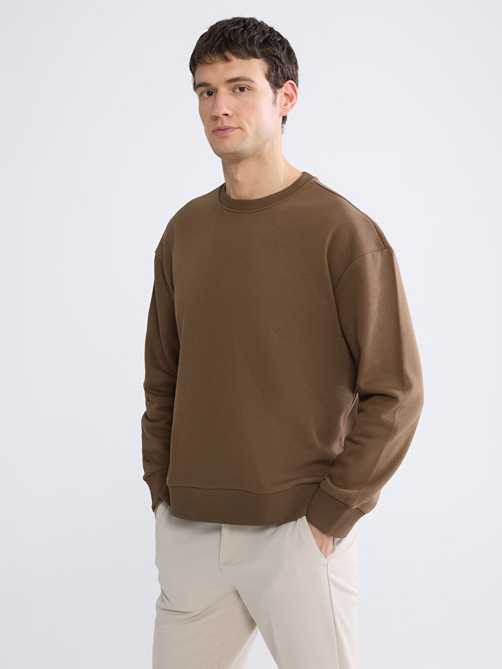 Men's Crew Neck Heavy Sweatshirt-2