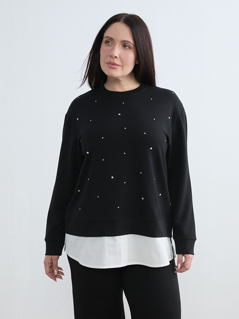 Siyah Bisiklet Yaka Taşlı Kadın Sweatshirt-1