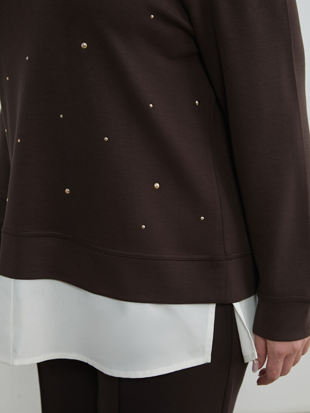 Kahverengi Bisiklet Yaka Taşlı Kadın Sweatshirt	-6